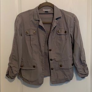Gray 3/4 length sleeve jacket